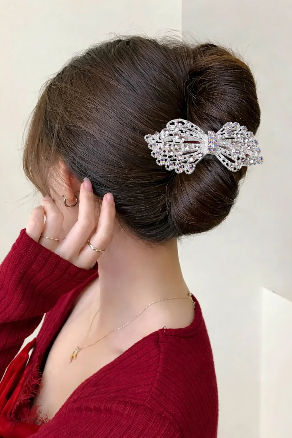 ✨ Silver Crystal Bow Hair Clip ✨